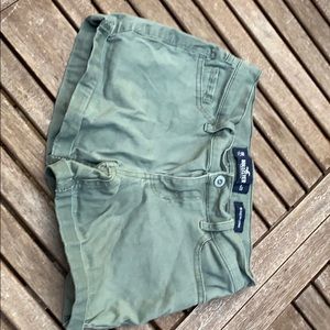 Women’s Hollister Low-Rise Midi Shorts.